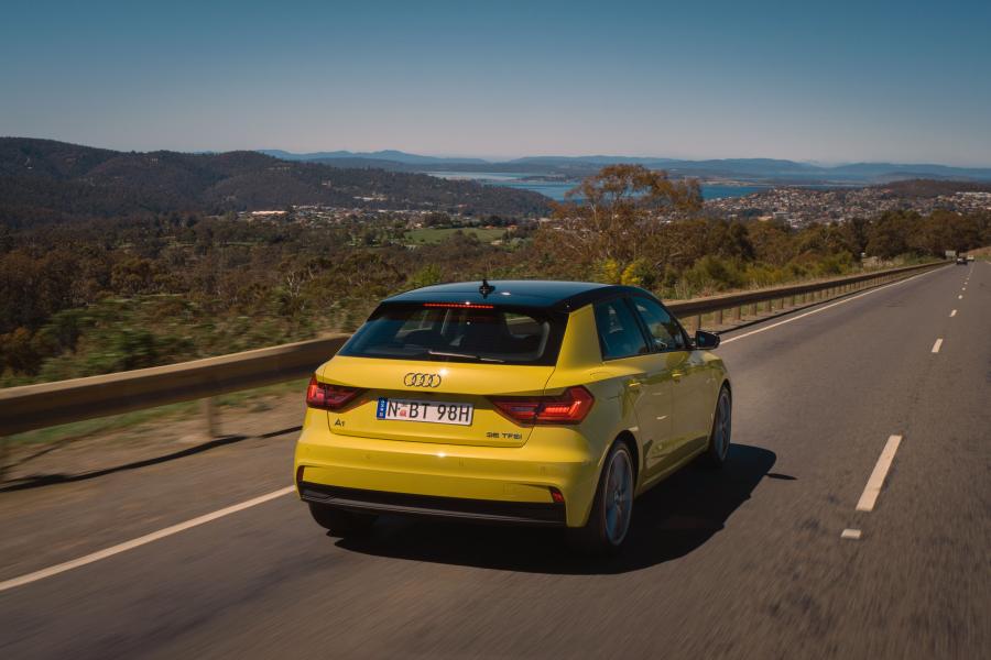  Audi A1 Sportback 35 TFSI 2019 года  (AU) (фото 3 из 34)